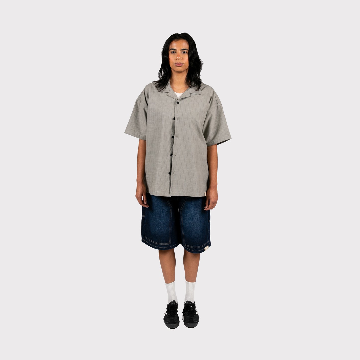 BE STILL USHER SHIRT - GRAY